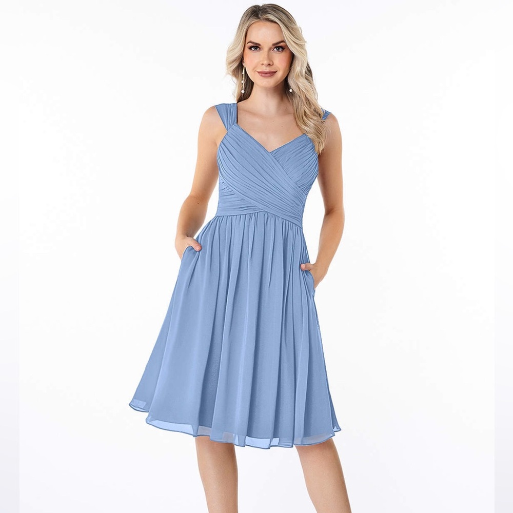 AZAZIE ANGIE
Flowy Pleated Chiffon Short Dress Steel Blue Size A24
